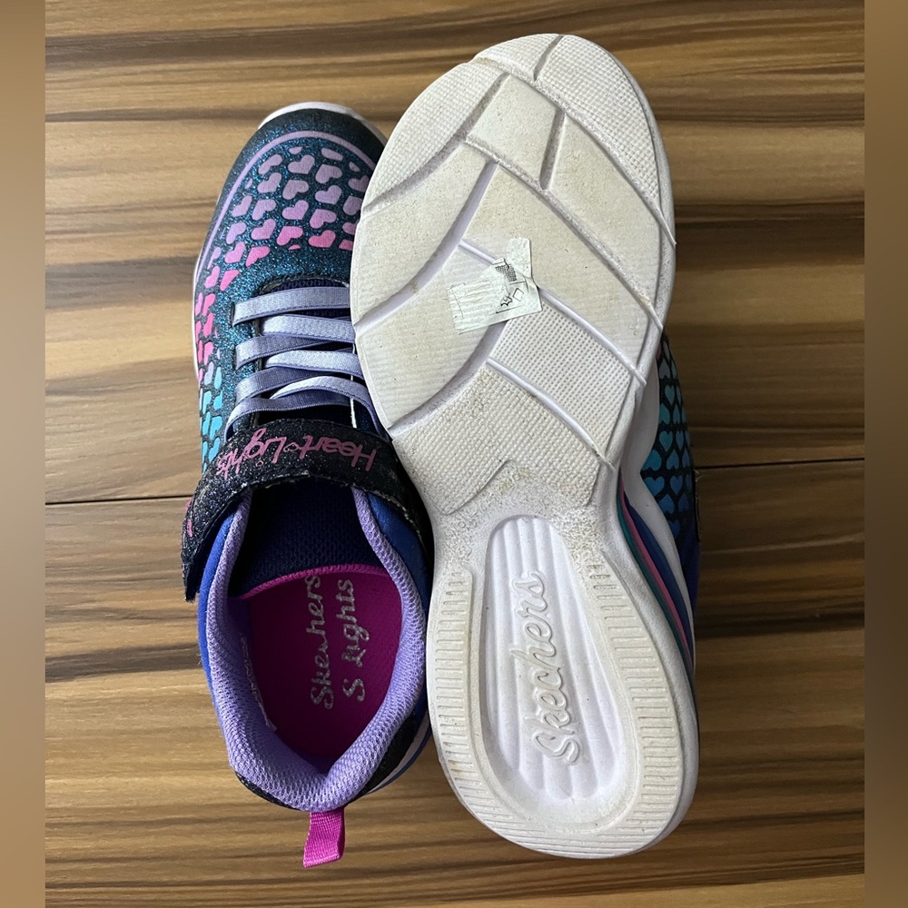 Skechers Kids' Heart Lights: Sweetheart Lights - Lovely Colors Girls Size 3 - Picture 11 of 13